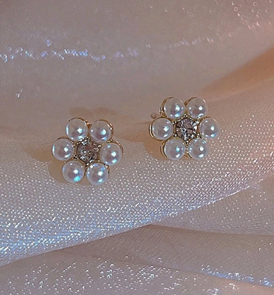 PERLITA STUD EARRINGS