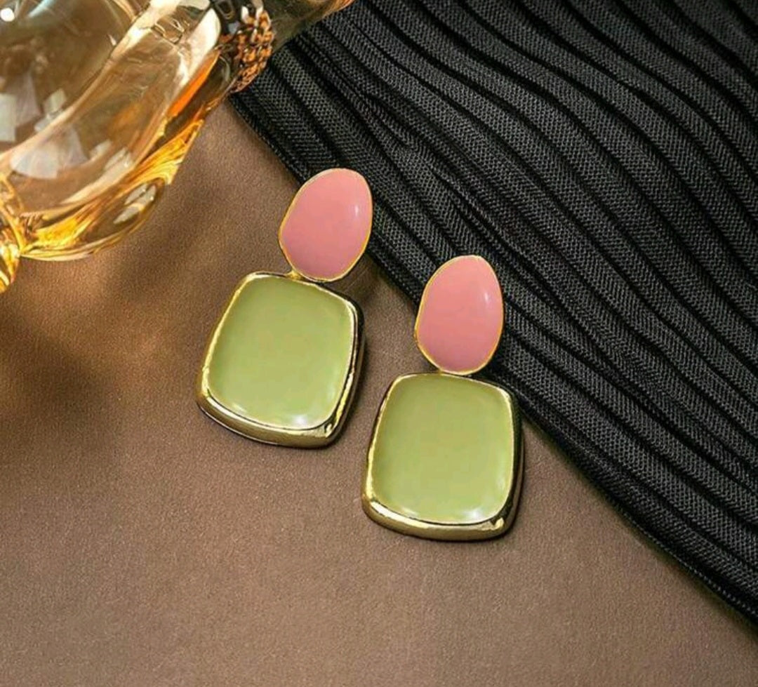 KIKI EARRINGS