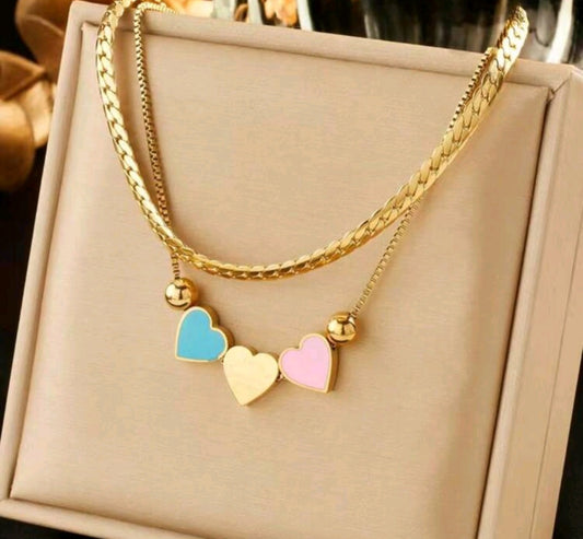 TRIPLE HEART NECKLACE