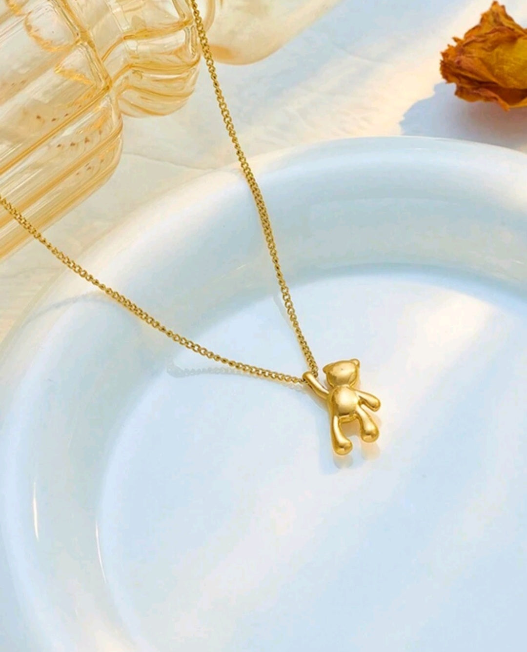 TEDDY NECKLACE