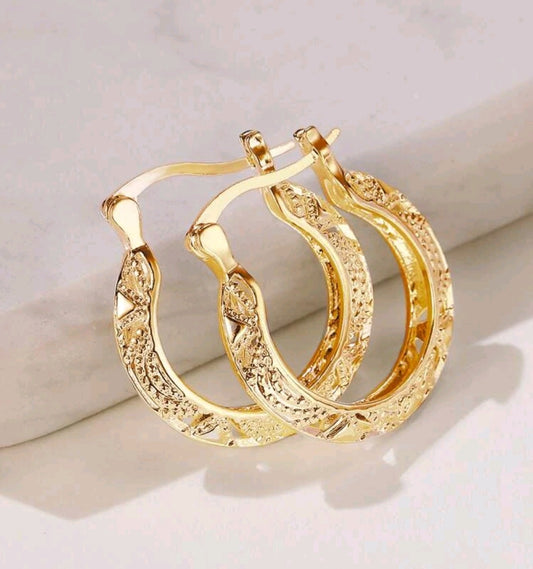 LEO EARRINGS