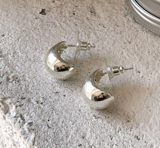 SILVER EARRINGS